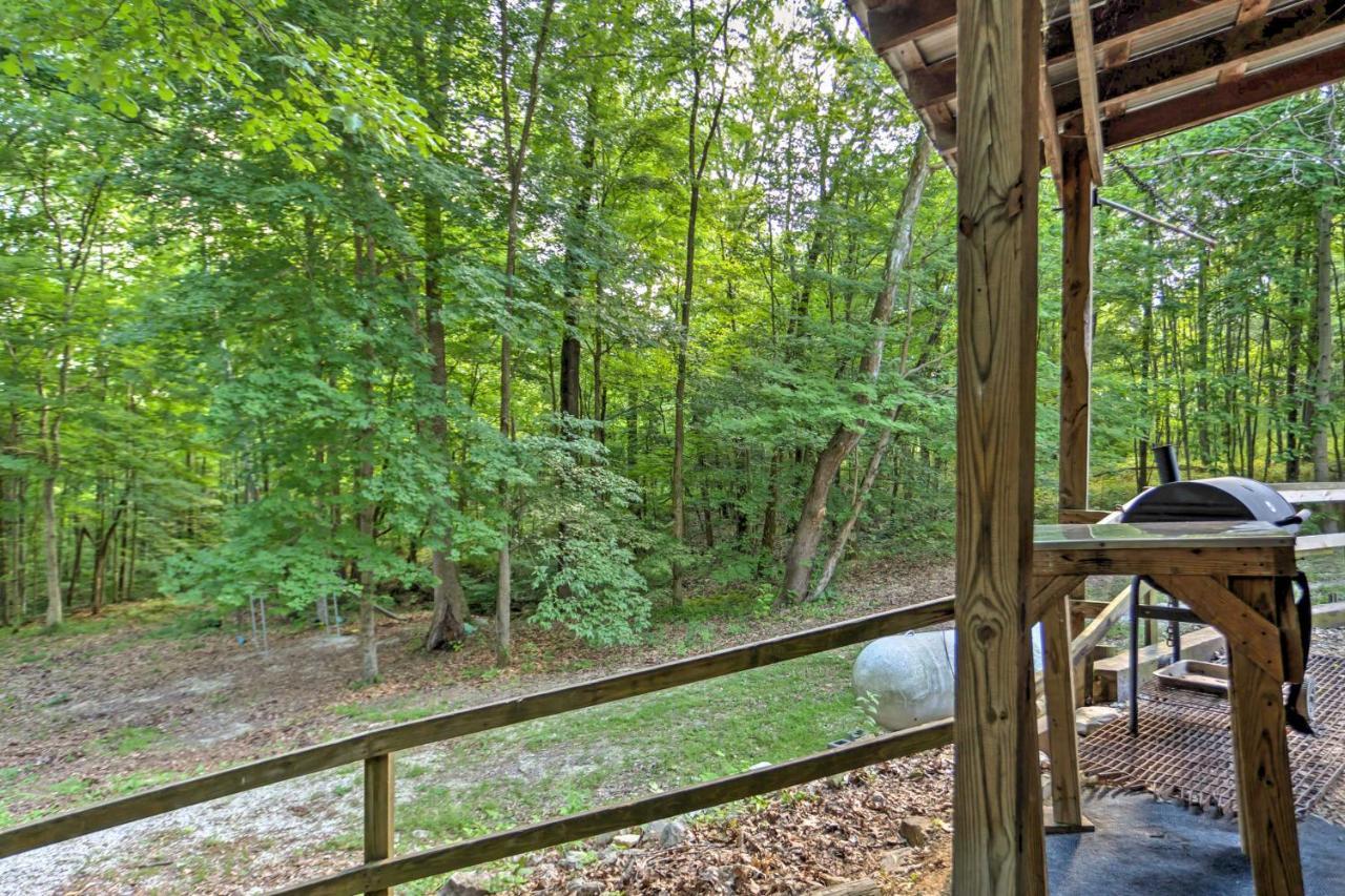 Rustic Taswell Cabin Grill And Walk To Patoka Lake! Ngoại thất bức ảnh